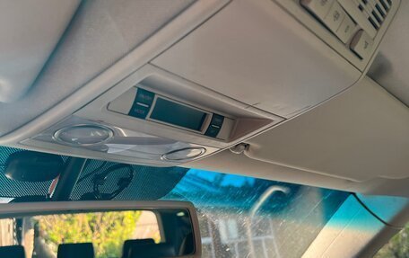 Volkswagen Multivan T5, 2012 год, 2 350 000 рублей, 16 фотография