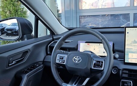 Toyota RAV4, 2026 год, 4 300 000 рублей, 26 фотография