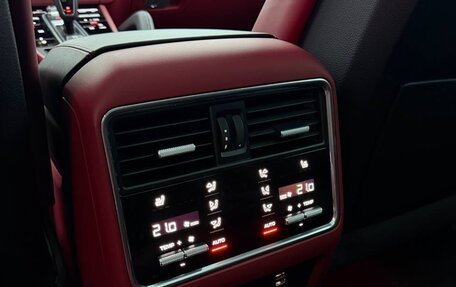 Porsche Cayenne III, 2019 год, 6 700 000 рублей, 9 фотография