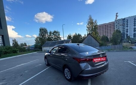 Hyundai Solaris II рестайлинг, 2021 год, 1 530 000 рублей, 4 фотография
