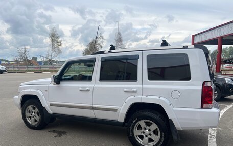 Jeep Commander, 2008 год, 1 200 000 рублей, 2 фотография