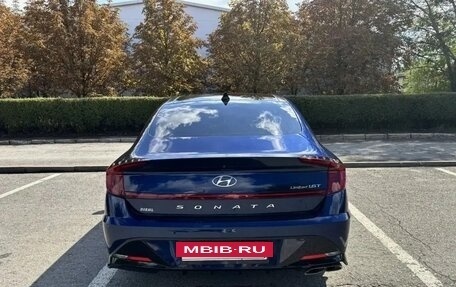 Hyundai Sonata VIII, 2020 год, 2 650 000 рублей, 4 фотография