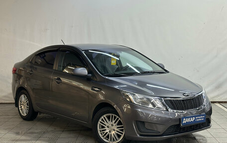 KIA Rio III рестайлинг, 2013 год, 590 000 рублей, 2 фотография