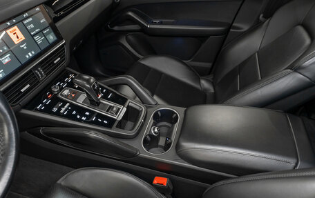 Porsche Cayenne III, 2021 год, 6 100 000 рублей, 17 фотография