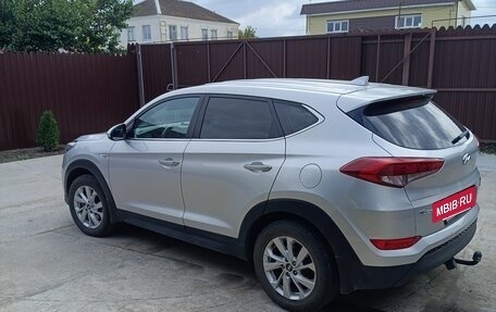 Hyundai Tucson III, 2018 год, 1 950 000 рублей, 3 фотография