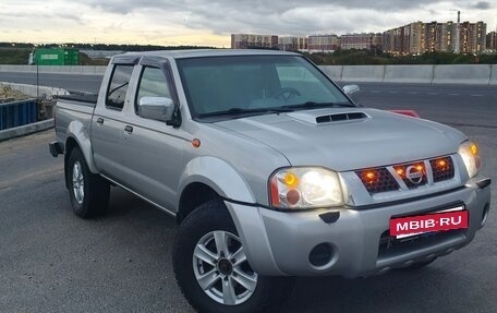 Nissan NP300, 2013 год, 1 350 000 рублей, 2 фотография