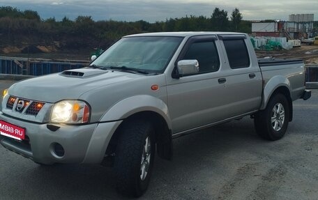 Nissan NP300, 2013 год, 1 350 000 рублей, 3 фотография