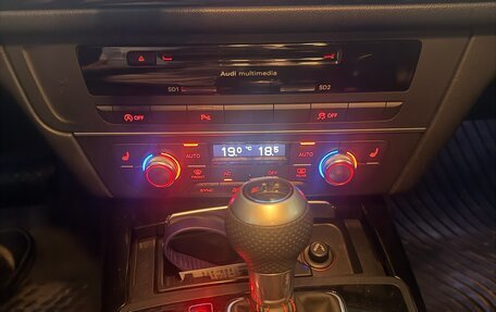 Audi A6, 2011 год, 1 850 000 рублей, 24 фотография