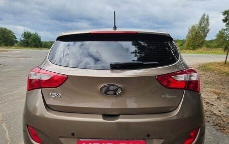Hyundai i30 II рестайлинг, 2013 год, 1 000 000 рублей, 9 фотография
