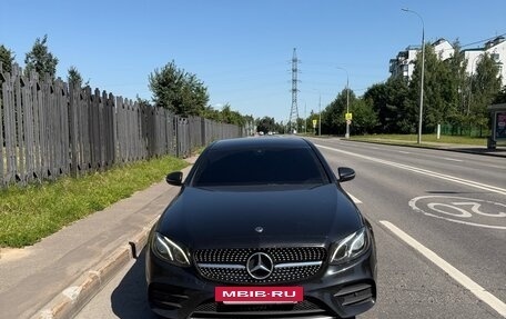 Mercedes-Benz E-Класс, 2019 год, 2 800 000 рублей, 3 фотография