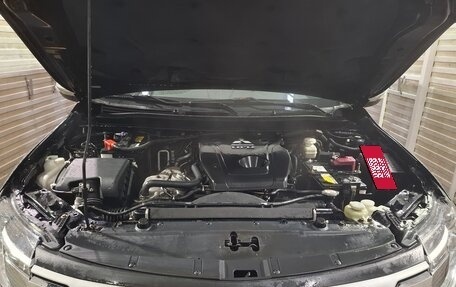 Mitsubishi Pajero Sport III рестайлинг, 2020 год, 3 300 000 рублей, 9 фотография