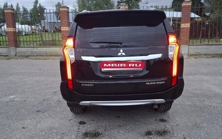 Mitsubishi Pajero Sport III рестайлинг, 2020 год, 3 300 000 рублей, 4 фотография