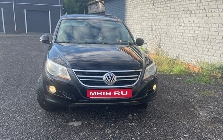 Volkswagen Tiguan I, 2011 год, 1 200 000 рублей, 2 фотография