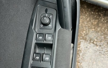 Volkswagen Tiguan II, 2019 год, 2 700 000 рублей, 8 фотография