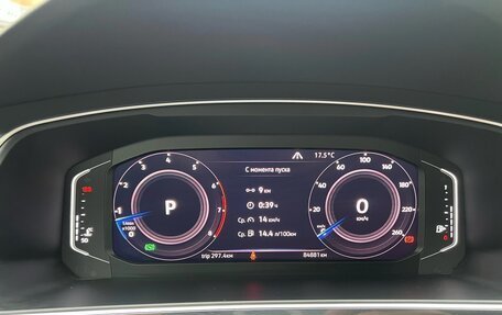 Volkswagen Tiguan II, 2019 год, 2 700 000 рублей, 10 фотография
