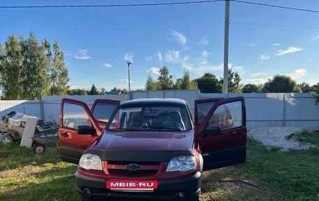 Chevrolet Niva I рестайлинг, 2012 год, 550 000 рублей, 7 фотография