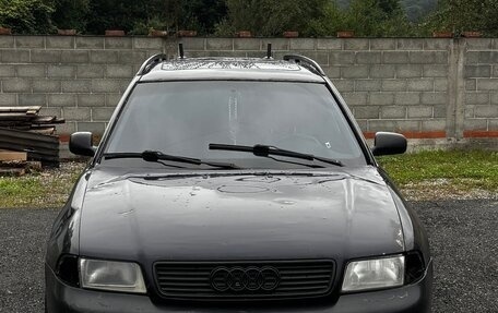 Audi A4, 1997 год, 400 000 рублей, 1 фотография
