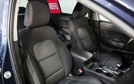 KIA Sportage IV рестайлинг, 2019 год, 2 199 000 рублей, 21 фотография