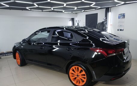 Hyundai Solaris II рестайлинг, 2021 год, 1 450 000 рублей, 4 фотография