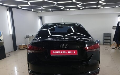 Hyundai Solaris II рестайлинг, 2021 год, 1 450 000 рублей, 5 фотография