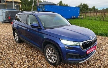 Skoda Kodiaq I, 2021 год, 3 200 000 рублей, 3 фотография