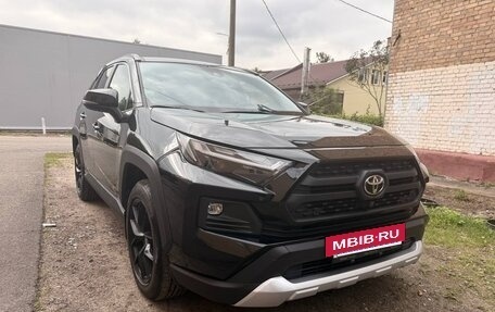 Toyota RAV4, 2024 год, 4 000 000 рублей, 2 фотография