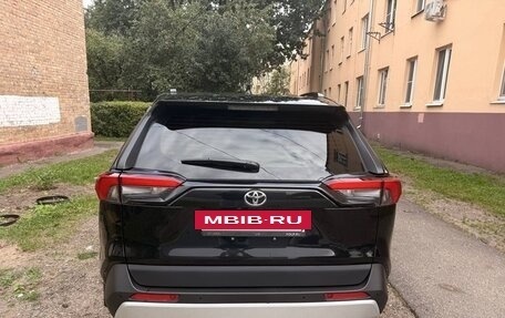 Toyota RAV4, 2024 год, 4 000 000 рублей, 4 фотография