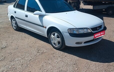 Opel Vectra B рестайлинг, 1998 год, 290 000 рублей, 2 фотография