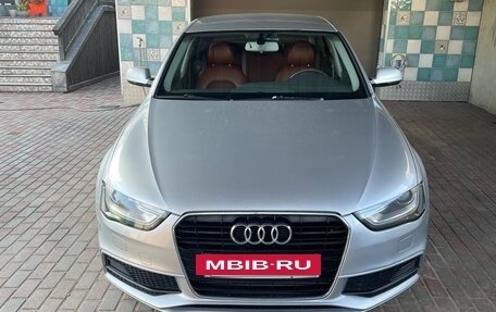 Audi A4, 2013 год, 1 500 000 рублей, 6 фотография