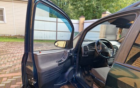 Opel Zafira A рестайлинг, 2004 год, 350 000 рублей, 7 фотография