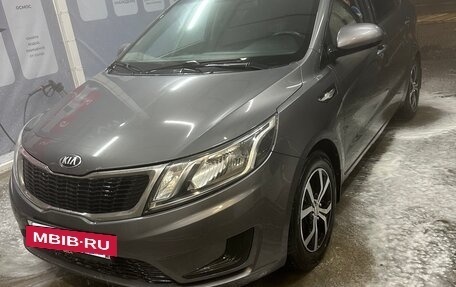 KIA Rio III рестайлинг, 2015 год, 690 000 рублей, 10 фотография