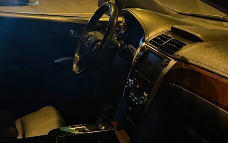 Toyota Camry, 2012 год, 1 300 000 рублей, 2 фотография