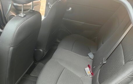 KIA Rio III рестайлинг, 2015 год, 1 150 000 рублей, 30 фотография
