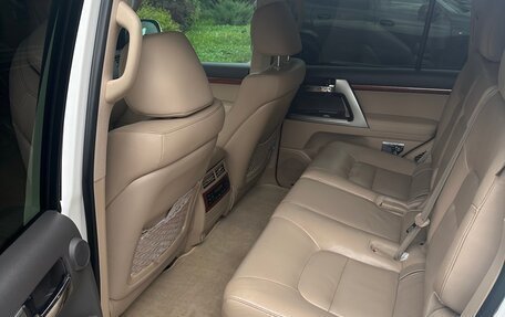 Toyota Land Cruiser 200, 2012 год, 5 049 000 рублей, 10 фотография