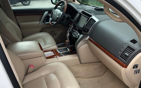 Toyota Land Cruiser 200, 2012 год, 5 049 000 рублей, 9 фотография