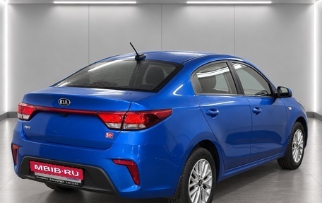 KIA Rio IV, 2018 год, 1 590 000 рублей, 4 фотография
