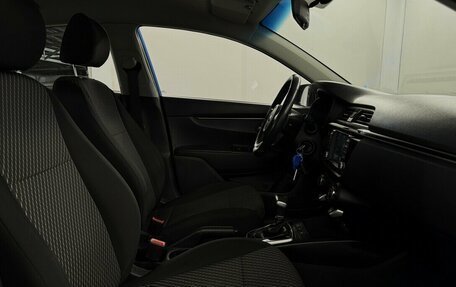 KIA Rio IV, 2018 год, 1 590 000 рублей, 11 фотография