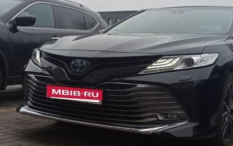 Toyota Camry, 2019 год, 3 100 000 рублей, 8 фотография