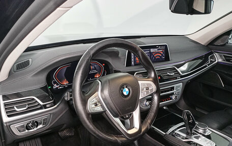 BMW 7 серия, 2019 год, 5 922 000 рублей, 8 фотография
