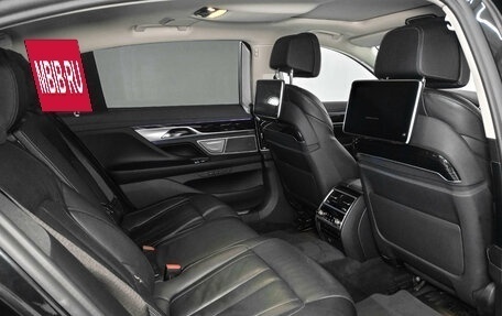 BMW 7 серия, 2019 год, 5 922 000 рублей, 10 фотография