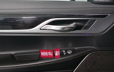 BMW 7 серия, 2019 год, 5 922 000 рублей, 12 фотография