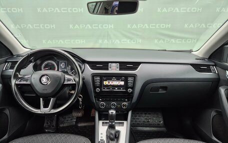 Skoda Octavia, 2017 год, 1 780 000 рублей, 6 фотография