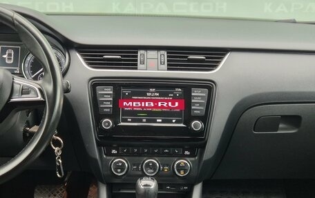 Skoda Octavia, 2017 год, 1 780 000 рублей, 10 фотография
