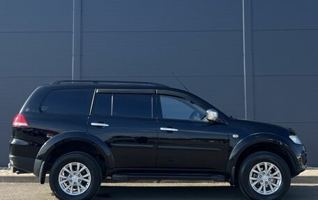 Mitsubishi Pajero Sport II рестайлинг, 2014 год, 1 890 000 рублей, 4 фотография