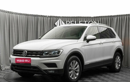 Volkswagen Tiguan II, 2018 год, 2 420 000 рублей, 1 фотография