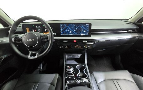 KIA K5, 2023 год, 2 390 200 рублей, 7 фотография