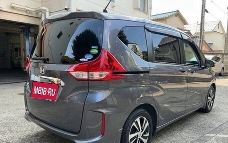 Honda Freed II, 2019 год, 1 354 000 рублей, 5 фотография