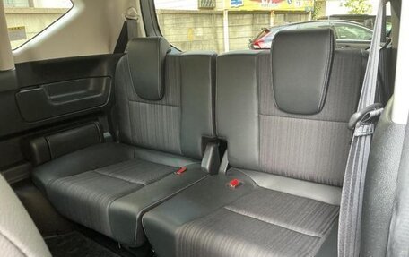 Honda Freed II, 2019 год, 1 354 000 рублей, 25 фотография