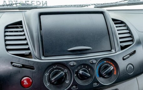 Mitsubishi L200 IV рестайлинг, 2012 год, 1 359 000 рублей, 17 фотография