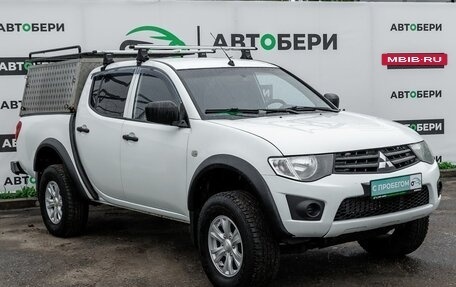 Mitsubishi L200 IV рестайлинг, 2012 год, 1 359 000 рублей, 4 фотография